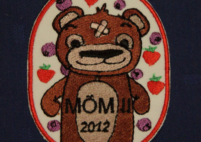 Tikitud embleem