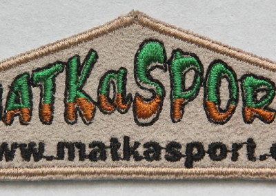 Tikitud embleem Matkasport