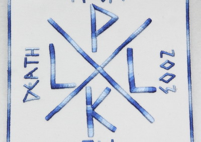 Tikitud embleem